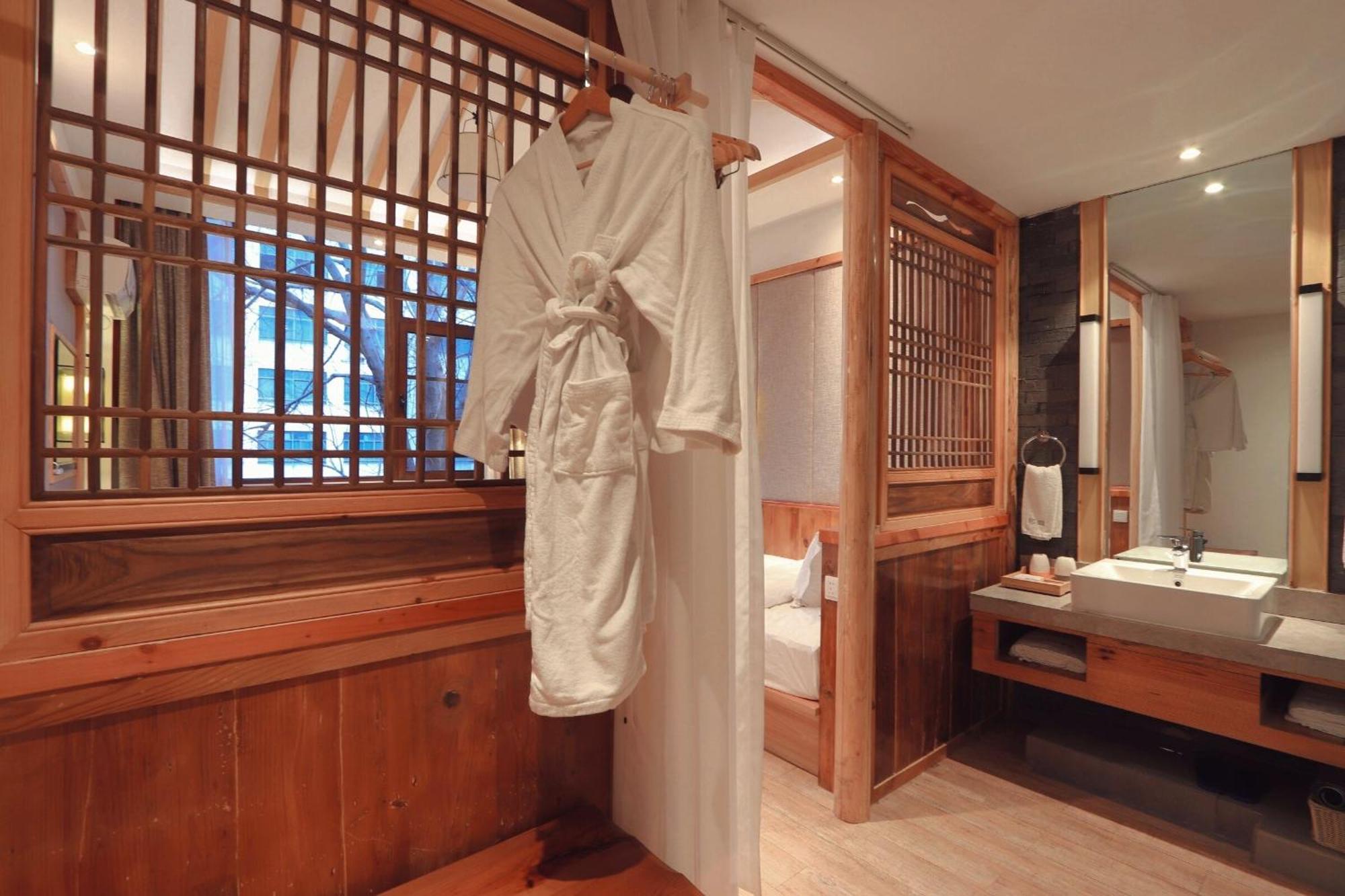 Mild Spring Boutique Hotel Huangshan Exterior photo